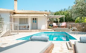 Elia Villas